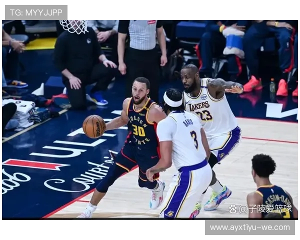 NBA赛场最新动态:实时比分与焦点比赛全程追踪 NBA赛场最新动态:实时比分与焦点比赛全程追踪